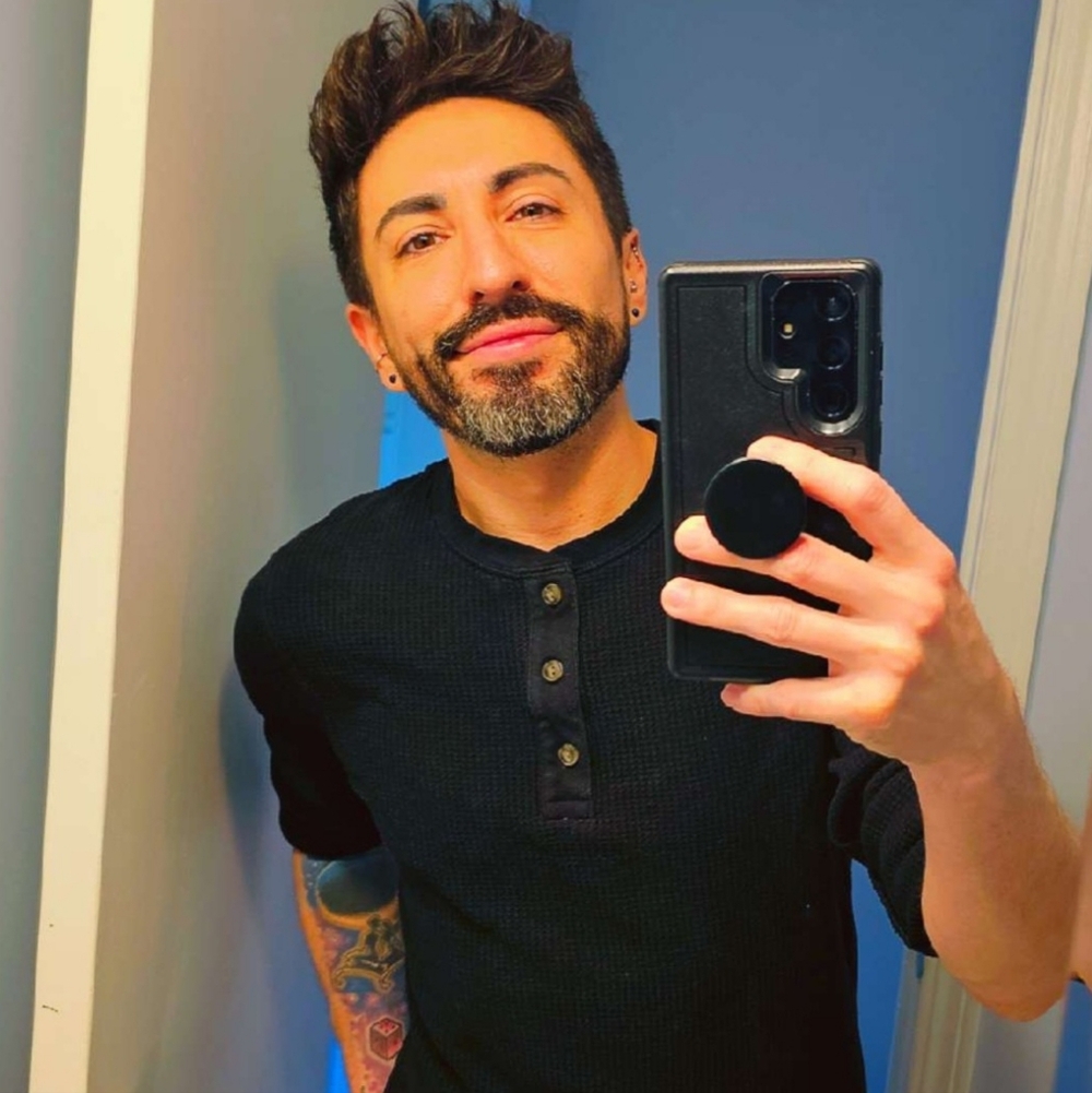 Meet your Posher, Mikey